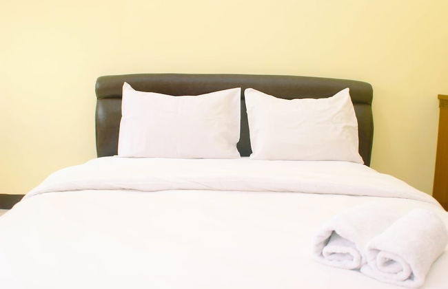 Warm And Homey Studio Room At Maple Park Sunter Apartment - Foto 1