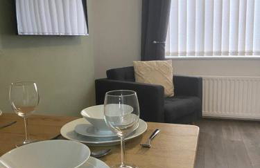 Montrose - Perfect Contractor Stay Own Driveway 3 bedrooms - Photo 13