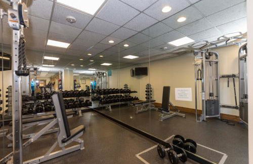 NEW! Marriott Slope View Ski in Ski out Luxury Studio Sleeps 4 Full kitchen, Amenities & Fee Parking - Foto 32