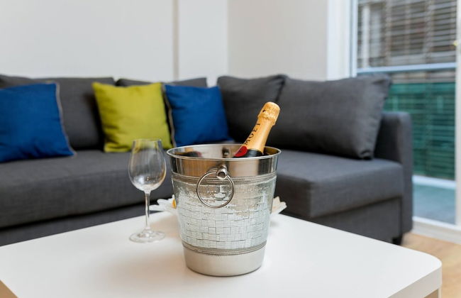 Skyvillion - Tower Point Enfield 2bed Wbalcony - Foto 13