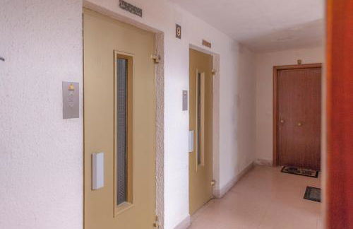 Apartamento Plaza de Castilla II - Urbano con Estilo y Funcional - Foto 14