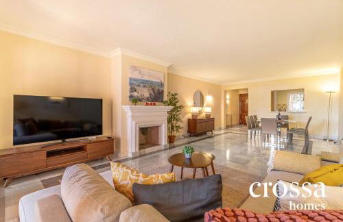 Elegant Golf Apt, Peace, Pool, Panoramic Views - Photo 3