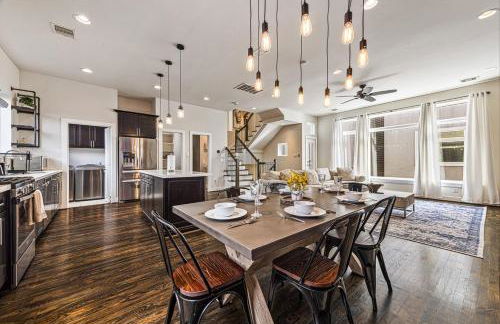 Rooftop EaDo Nr Downtown Yard BBQ Games WiFi - Foto 18