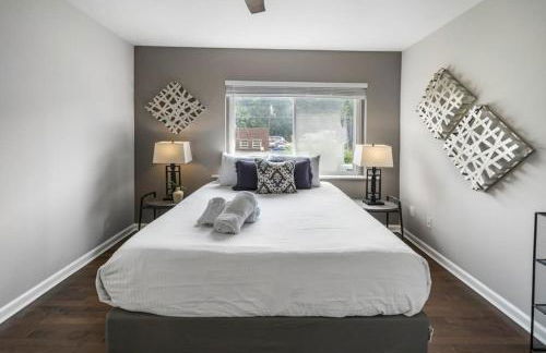 Comfortable 2BR Condo near City Center - Foto 17