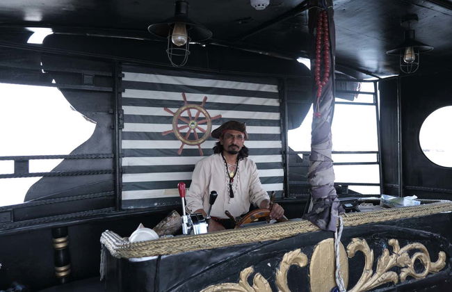 Dubai Canal Pirate Boat Ride - Photo 2