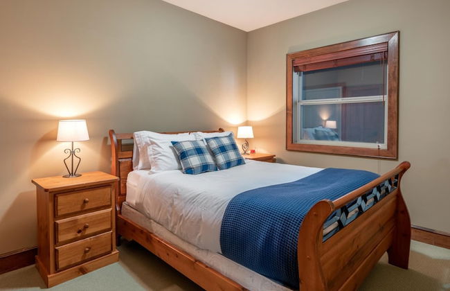 Mountain Time-spacious, Private Hot Tub,great View - Photo 3