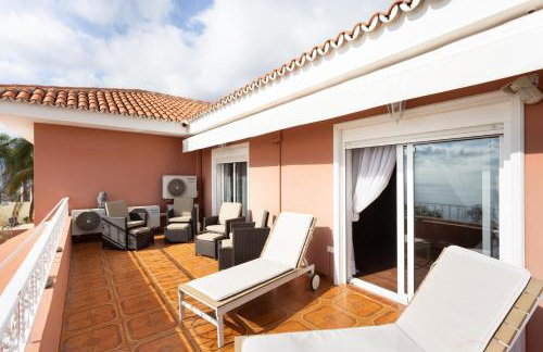 One & Only Sports and Relax Villa by Eden Rentals - Photo 27