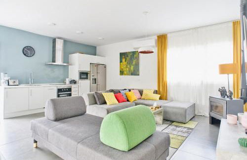 Jewel Home - Photo 23