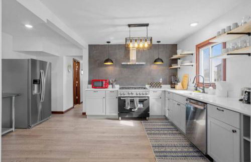 Renovated 5BR 2BA AC Quiet Retreat Home - Foto 23