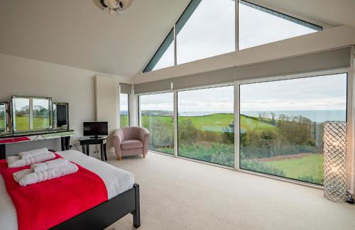 Spacious Coastal Retreat with Sea Views - Foto 19