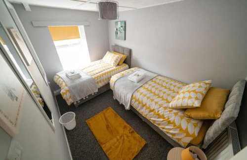 2 Bed Sleeps 4 Central Haverfordwest Town House - Foto 6