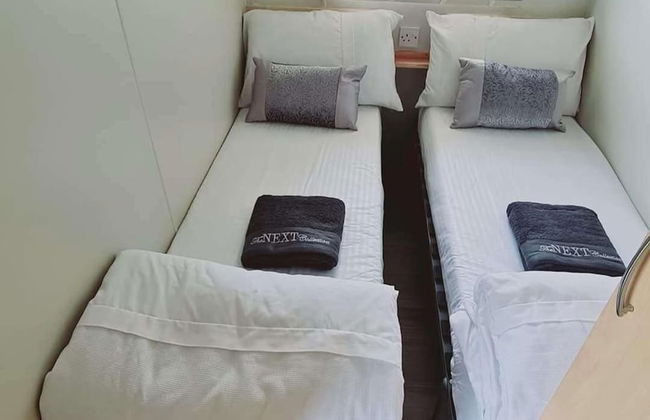 3-bed Cabin, Sleeps 6 With Pool & 5 Mins to Beach - Foto 5