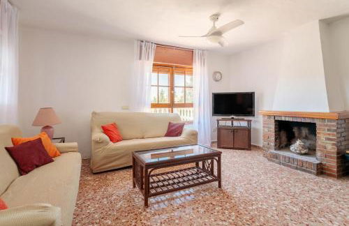 Villa with private swimming-pool in quiet location - Foto 5