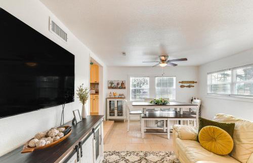 1 Mi to Dtwn Waco! Lovely Home with Fire Pit Table - Foto 6