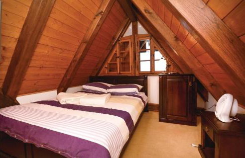 Six-Bedroom Holiday Home In Jastrebarsko - Foto 18