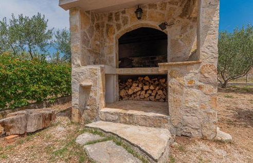 Three-Bedroom Holiday Home In Lozovac - Foto 29