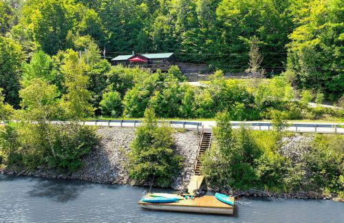 All-Season Lake House Between Okemo and Killington! - Foto 27