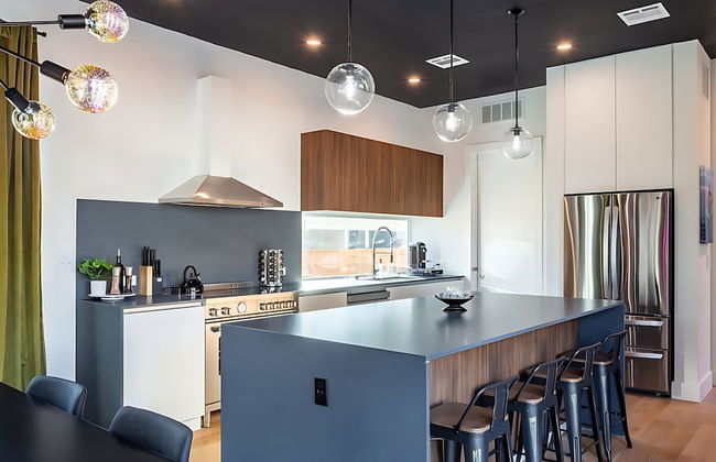 Chic 4BR Pool House - Steps to South 1st Street - Foto 9