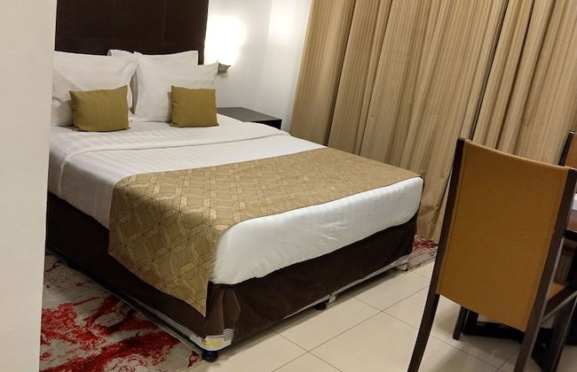 Tulip Creek Hotel Apartments - Photo 20