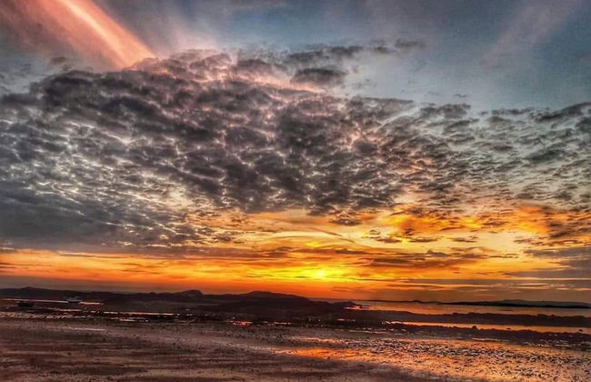 Lligwy House - Charming 3-bed House in Holyhead - Photo 19