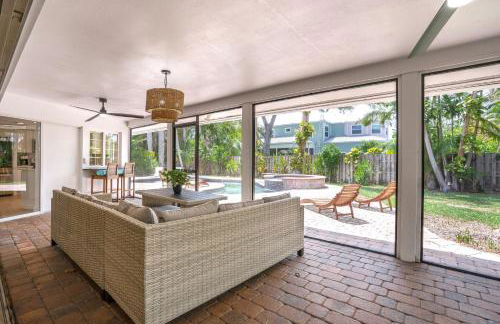 Serene Pool & Spa Home near Beaches & Downtown - Foto 12