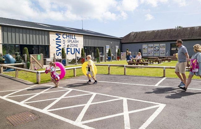 Spacious 2 bed Holiday Home Entertainment on Site - Foto 23