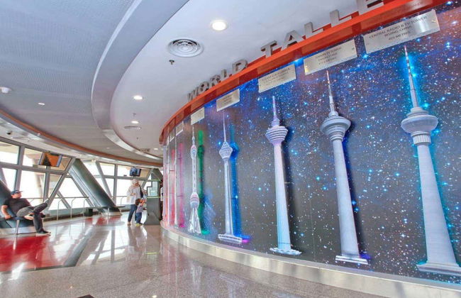 Ingresso do mirante da Torre KL - Foto 4