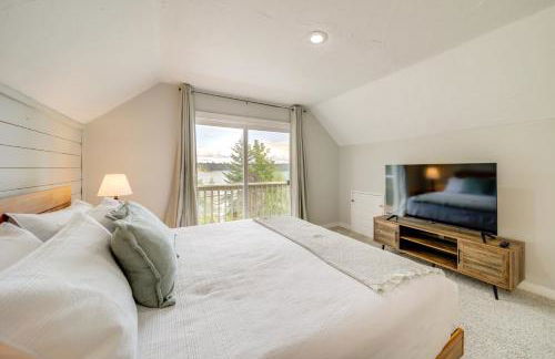 Tree-Lined Hayden Home with Hot Tub and Lake Views! - Foto 12