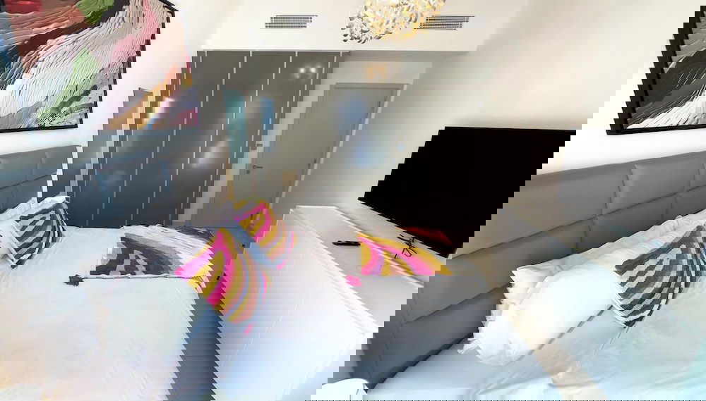 Vibrant 1BR Apartment Marina&Ocean View - Foto 1, Habitación