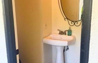 Sherman Oaks Tennis Estate with Pool + Spa - Foto 34