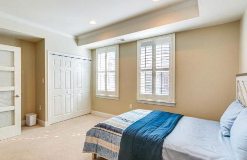 Modern 3BR Townhome | 3 Mi to Dulles and Reston TC - Foto 19