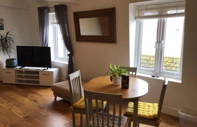 Central Teignmouth - Sleeps 4 - Pets Allowed - Foto 1