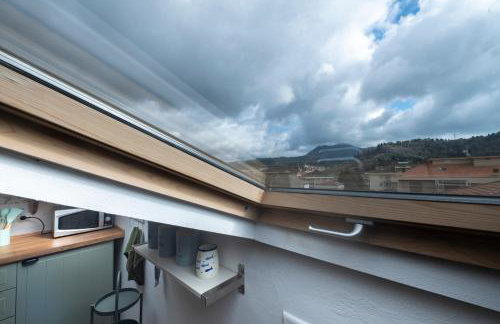 049 - Attico ELEGANTE, 10 minuti a piedi da MARE e SPIAGGIA - POSTO AUTO PRIVATO GRATIS, RISTRUTTURATO MARZO 2026 - Photo 9