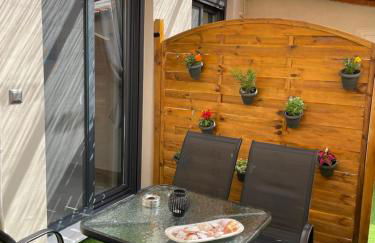 S&J Luxury Apartments - Photo 5