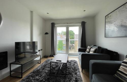 Park View I 2 Bedroom Apartment I Free Parking - Photo 4