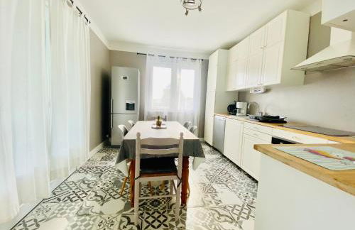 MAISON AXALY SAINT MARTIN D’ARDECHE 12 PERSONNES AVEC PISCINE - Foto 17