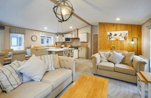 Waters Edge Lodge with Hot Tub - Foto 2