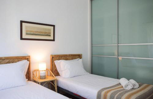 Charming TM Flat by the Ocean with a View - Photo 16