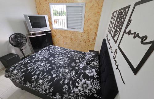 Casa com Piscina Aquecida, Churrasqueira e Wi-fi, lado praia de Itanhaém - Foto 2