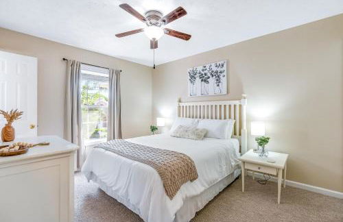 Seasonal Pool Access and Patio Auburn Getaway! - Foto 12