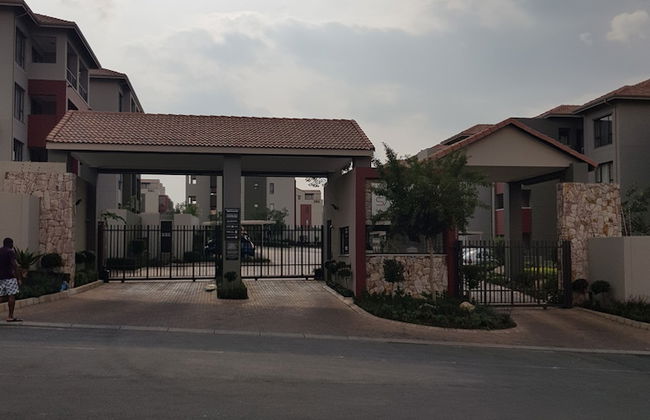 Nova Luxury Suites Saratoga 112 - Photo 24