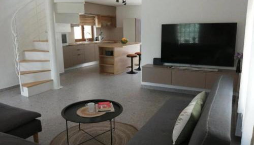 House Serenity with Pool - Foto 1