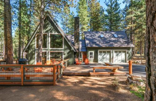 Spring Home 6 - Cozy 4BR Cabin in Black Butte Ranch w Fireplace - Foto 2
