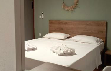 Tilemaxos Apartment - Photo 8