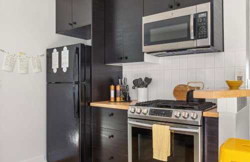 Geometric Loft renovated, hip, pets, poolspa - Foto 8