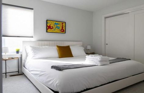 The Grove's Modern Family Row House ABODEbucks - Photo 32