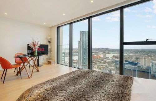 Skyline Studio with Pool & Gym, Canary Wharf - Foto 3