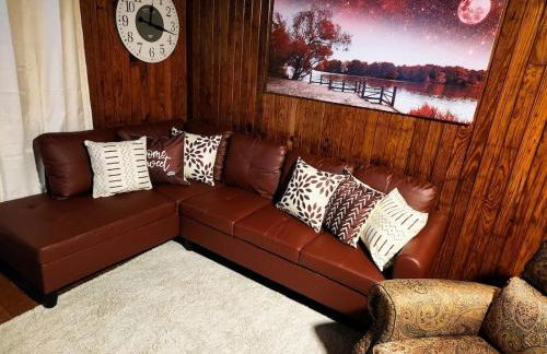 The Cabin - 2 Br 1 Ba Apt Near Downtown - Foto 10