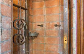 La Dimora dei Conti, Indulge in a Country Farmhouse Apartment with Jacuzzi Facing the Town! - Foto 49