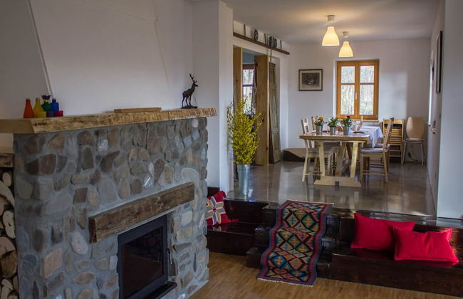 Comfy Holiday Home in Bunjevci With Hot Tub - Photo 9